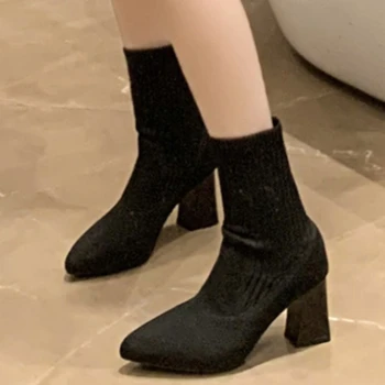 Жените заострени пръсти чорап ботуши нови зимни женски обувки плюс размер мода буци токчета ботуши за жени запази топло средата теле ботуши