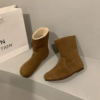 Flats жени велур зимни ежедневни ботуши глезена нови топли обувки за сняг 2024 Моден дизайнер марка спорт уютен женски къс плюшен ботас