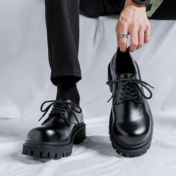 Мъжки обувки 2023 Нови ежедневни обувки Дантела нагоре Мъж Мъже Платформа с висока подметка Harajuku Корейски улично облекло Мода Бизнес Сватбена обувка