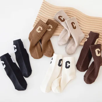 5Pairs/Lot Плътен цвят писмо чорапи за деца корейски ретро момче момиче Тери чорап есен зима трикотажни памук деца спортни чорапи