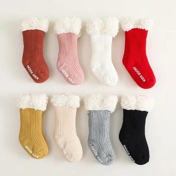 10 чифта/партида Детски плътни цветни чорапи агнешко руно плюс кадифе удебелени топли нехлъзгащи бебе етаж новородено Унисекс