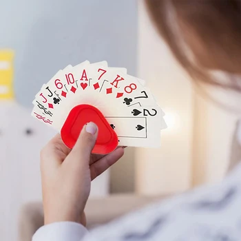 4pcs Държач за игра на карти Хендсфри игра Покер седалка триъгълник форма карта за игра притежател съвет пластмаса за възрастни деца възрастни