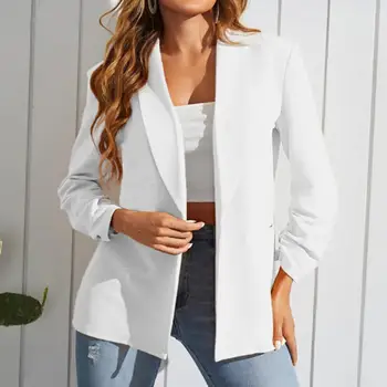 Дамско яке в плътен цвят със семпла визия, която отразява елегантността и стила.